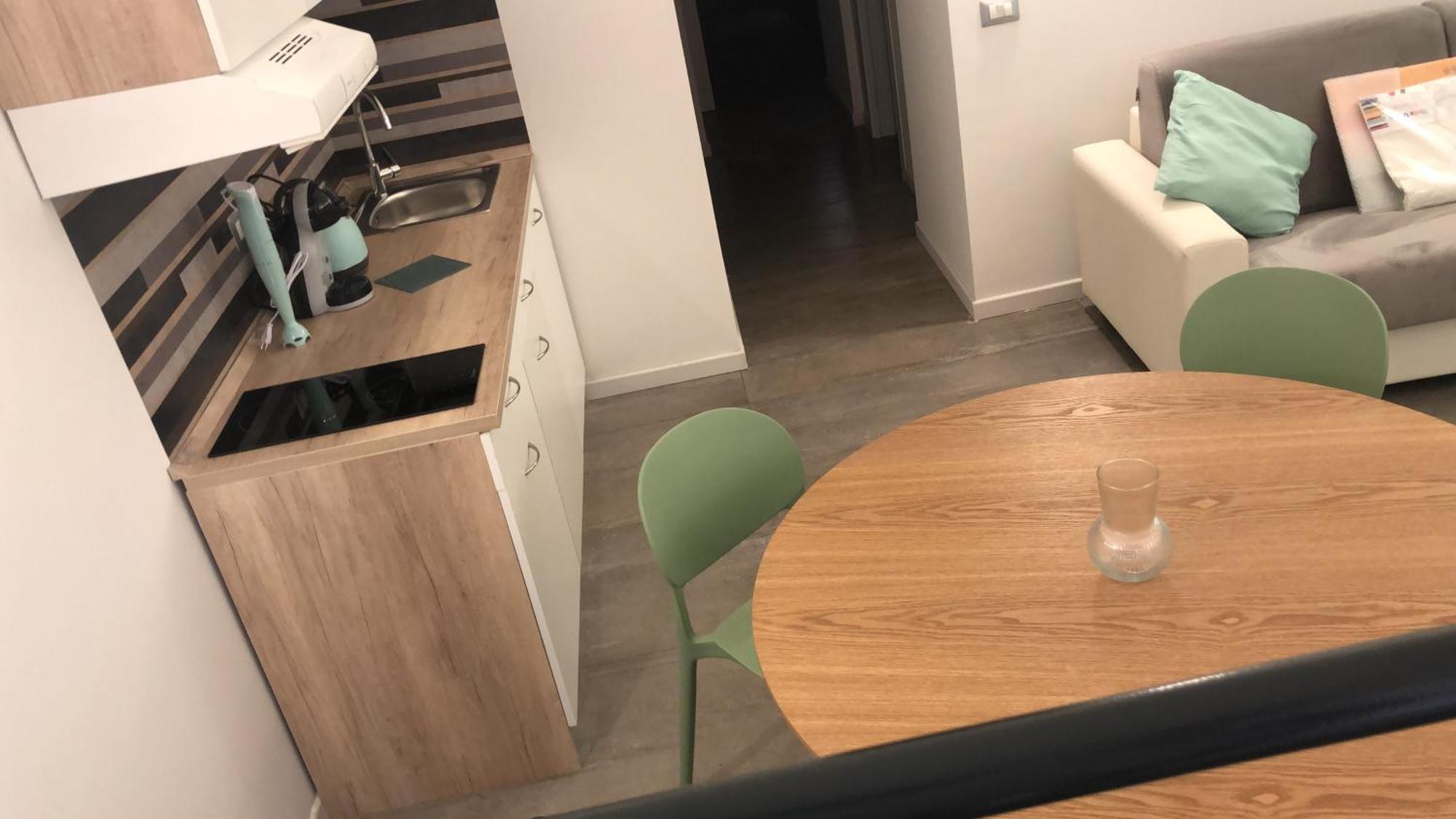 Intero Alloggio - Chiaia Naples Luaran gambar